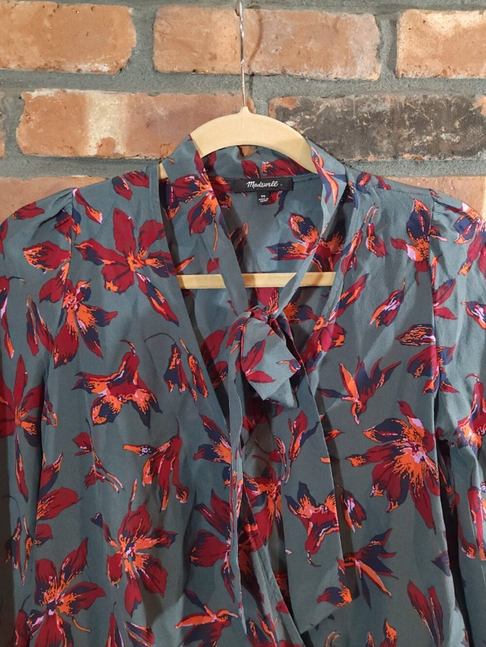 Madewell Silk Tie-neck Wrap Top in Winter Orchid Feminine Moody Work Women's XS - Picture 7 of 11